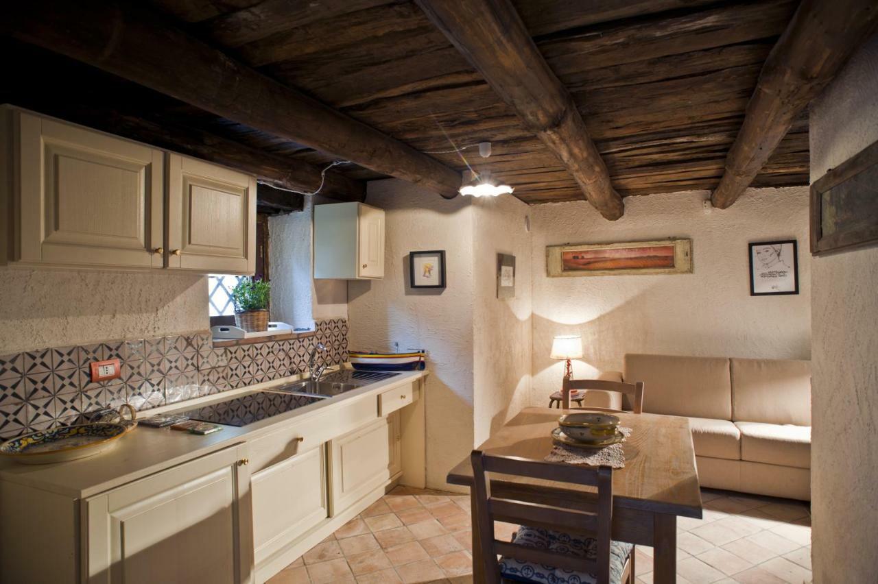 Отель Residenza D'Epoca Borgodifiume Фьюмефреддо-Бруцио Экстерьер фото