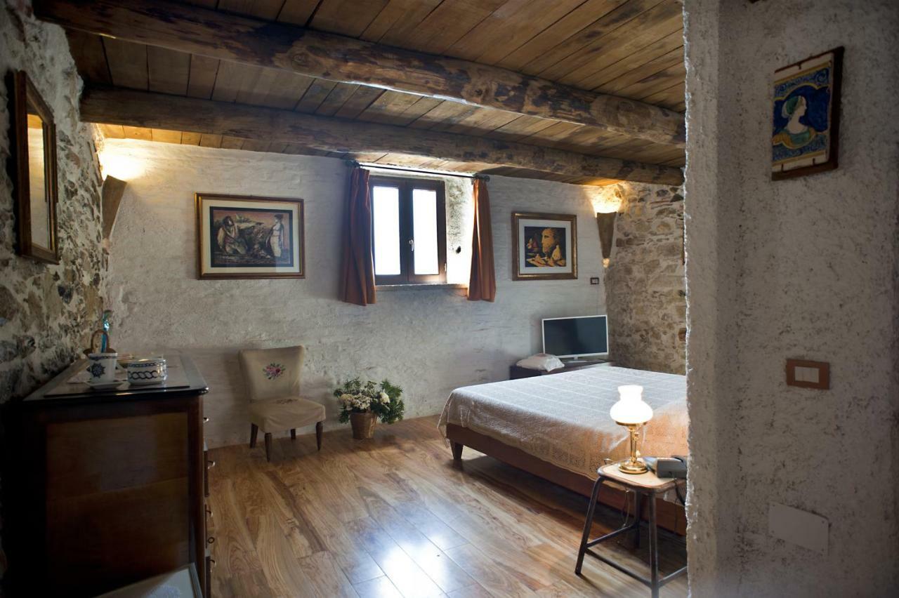 Отель Residenza D'Epoca Borgodifiume Фьюмефреддо-Бруцио Экстерьер фото