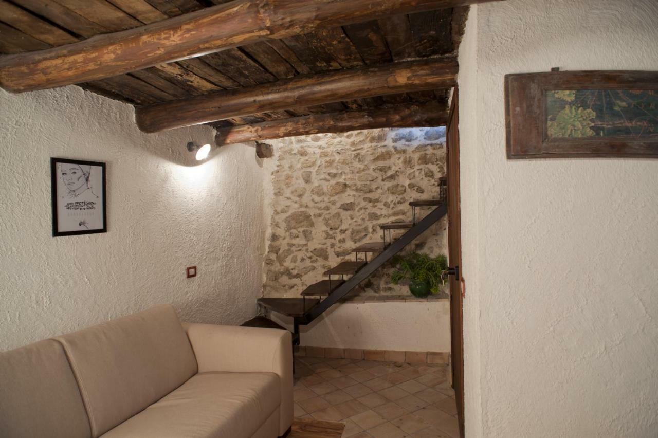 Отель Residenza D'Epoca Borgodifiume Фьюмефреддо-Бруцио Экстерьер фото